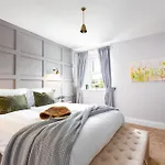 Castle View H Tub & Ev Charger Sleeps 6 Nyaraló *