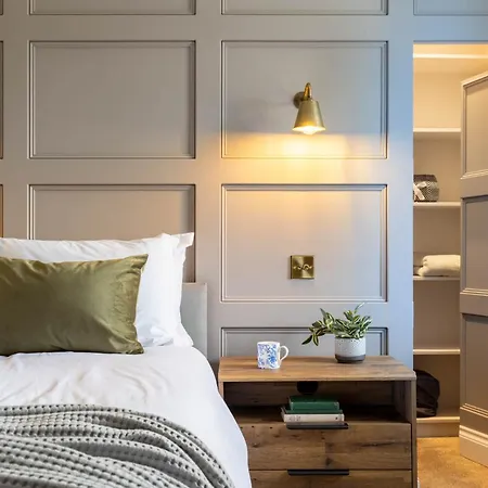 Castle View - Htub & Ev Charging