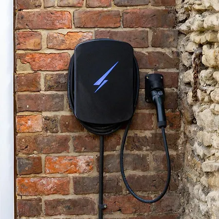 بيت للعطل Castle View - Htub & Ev Charging